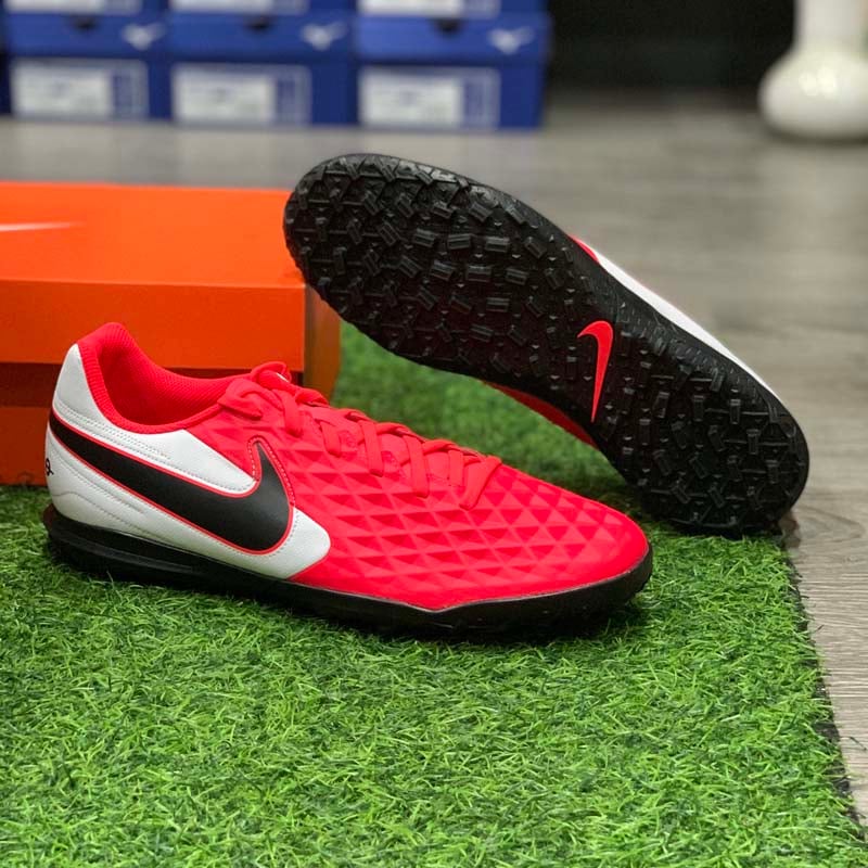 Nike Tiempo Legend 8 Club TF AT6109-606 Laser Crimson/White/Black 